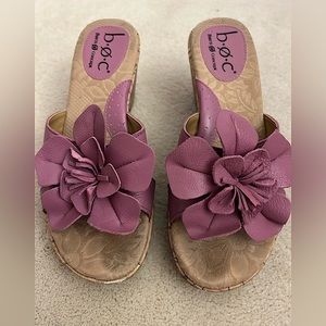 B.O.C slide sandal in size 6